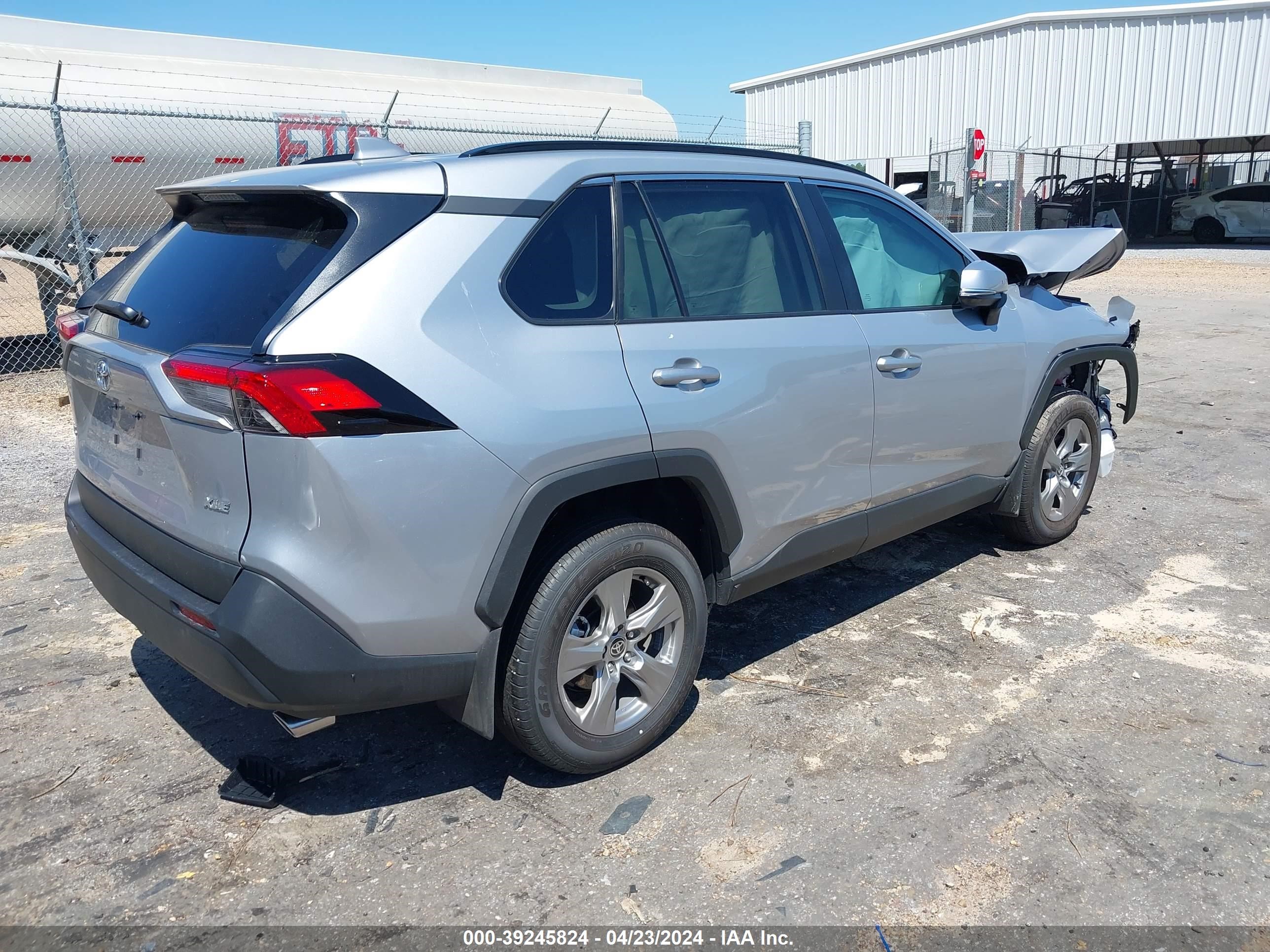 Photo 3 VIN: 2T3W1RFV2RC266225 - TOYOTA RAV 4 