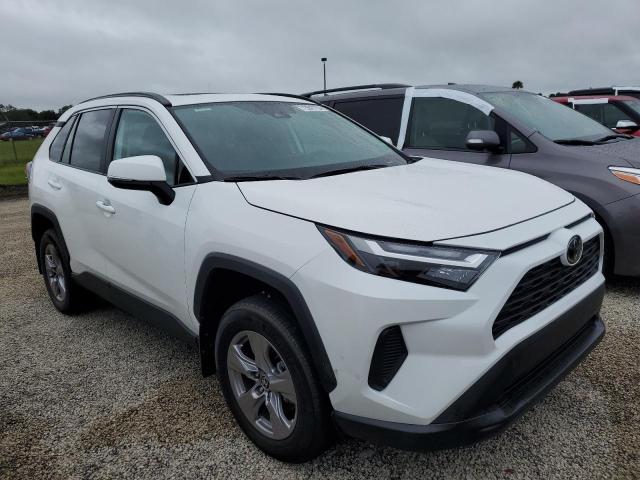 Photo 3 VIN: 2T3W1RFV2RW345117 - TOYOTA RAV4 XLE 