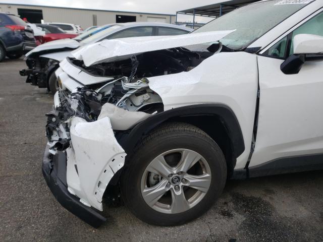 Photo 8 VIN: 2T3W1RFV3MC091685 - TOYOTA RAV4 XLE 