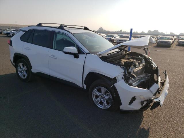 Photo 3 VIN: 2T3W1RFV3MC097535 - TOYOTA RAV4 XLE 