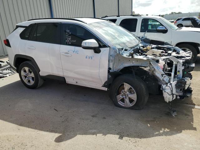 Photo 3 VIN: 2T3W1RFV3MW142861 - TOYOTA RAV4 XLE 