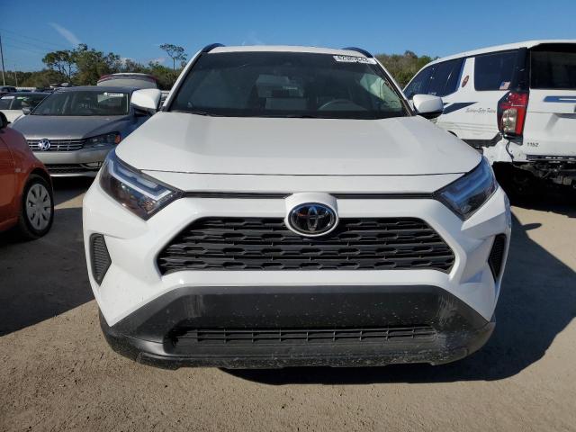 Photo 4 VIN: 2T3W1RFV3NC179427 - TOYOTA RAV4 XLE 