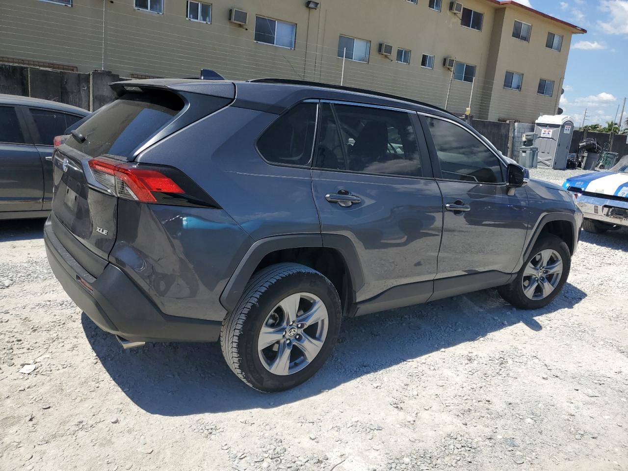 Photo 2 VIN: 2T3W1RFV3NW215714 - TOYOTA RAV 4 