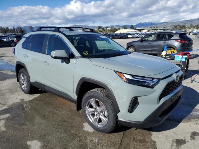 Photo 3 VIN: 2T3W1RFV3PW252376 - TOYOTA RAV4 XLE 