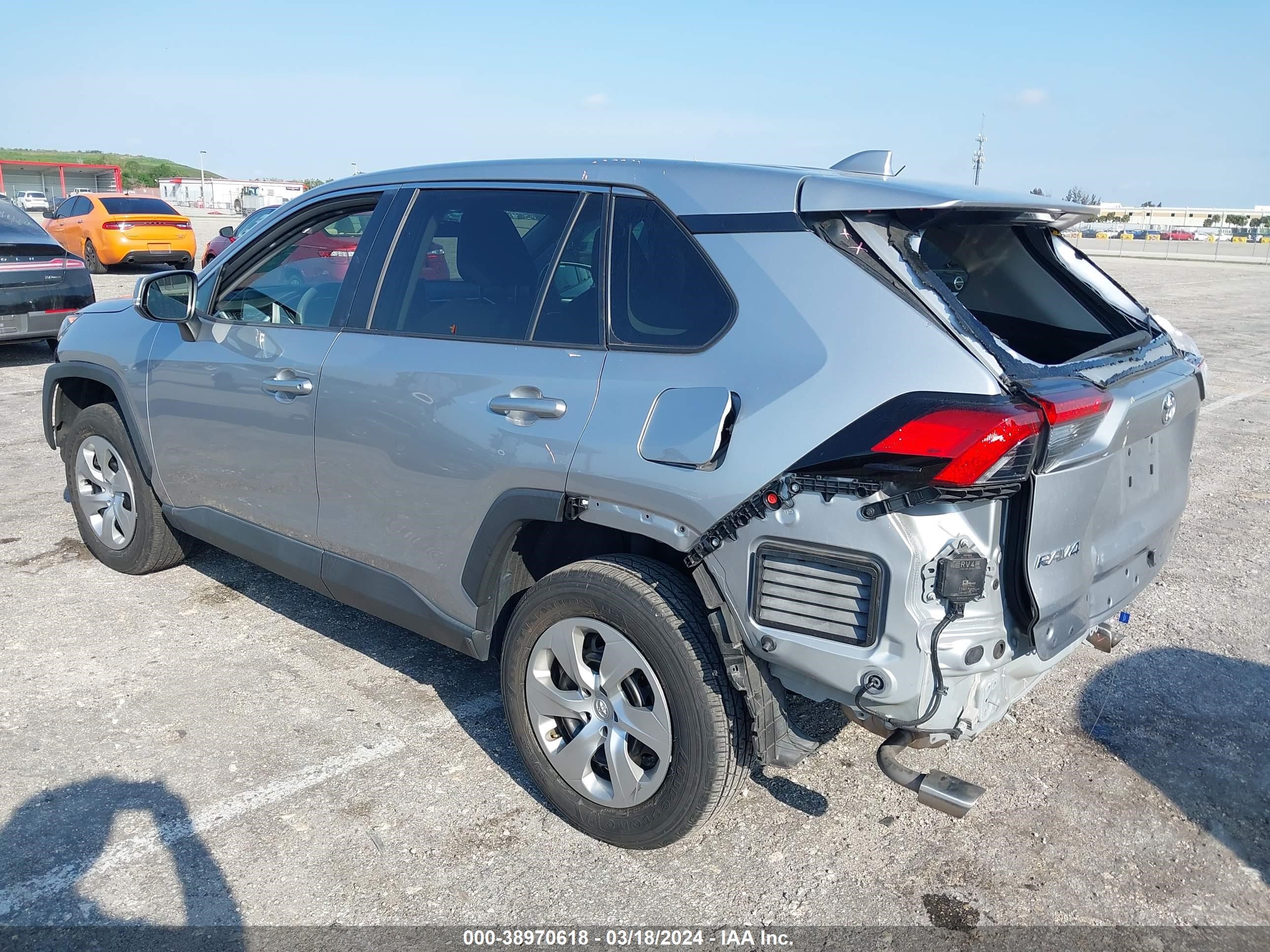 Photo 2 VIN: 2T3W1RFV4MC088892 - TOYOTA RAV 4 