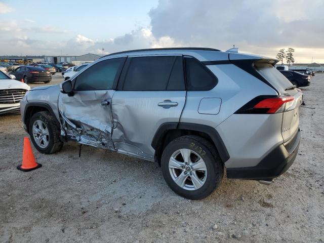 Photo 1 VIN: 2T3W1RFV4MC109207 - TOYOTA RAV4 XLE 