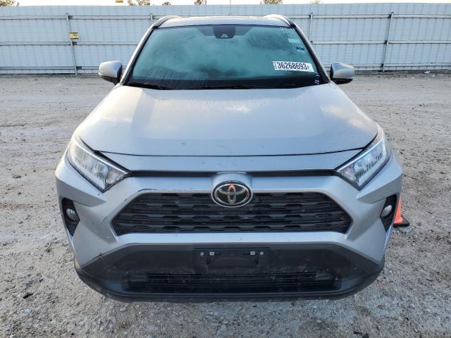 Photo 4 VIN: 2T3W1RFV4MC109207 - TOYOTA RAV4 XLE 