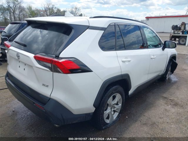 Photo 3 VIN: 2T3W1RFV4MC126850 - TOYOTA RAV4 