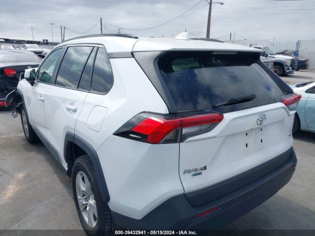 Photo 2 VIN: 2T3W1RFV4MW159068 - TOYOTA RAV4 XLE 