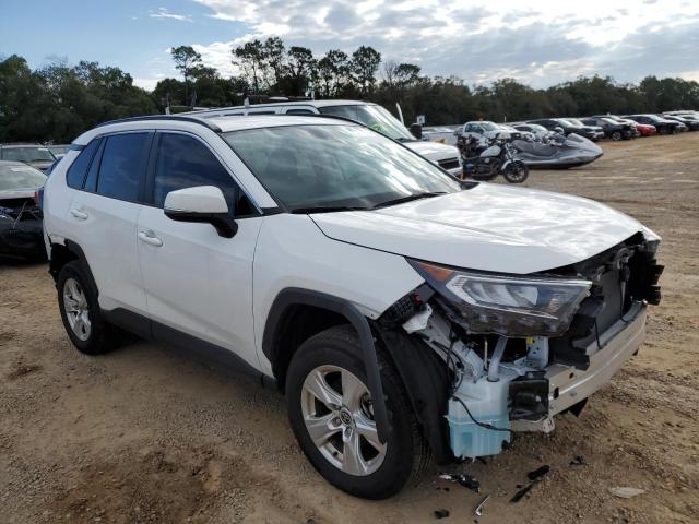 Photo 3 VIN: 2T3W1RFV4MW170880 - TOYOTA RAV4 XLE 