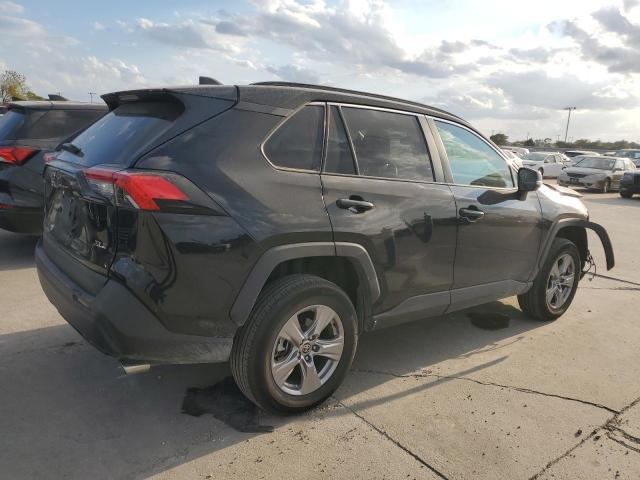 Photo 2 VIN: 2T3W1RFV4PW279506 - TOYOTA RAV4 XLE 