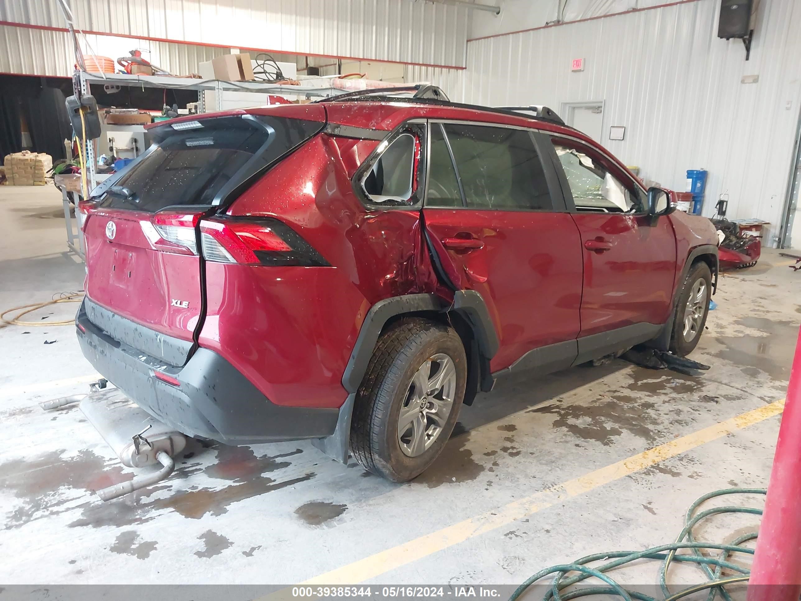 Photo 3 VIN: 2T3W1RFV4RW317884 - TOYOTA RAV 4 