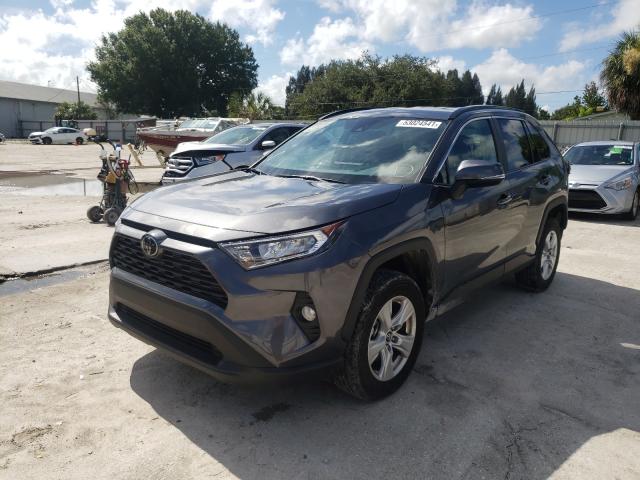 Photo 1 VIN: 2T3W1RFV5MC099514 - TOYOTA RAV4 XLE 