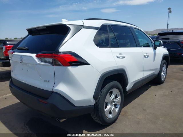 Photo 3 VIN: 2T3W1RFV5MC111144 - TOYOTA RAV4 