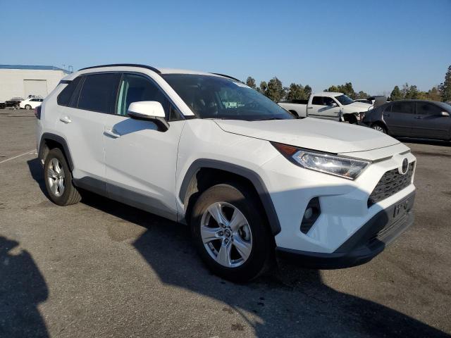 Photo 3 VIN: 2T3W1RFV5MW120103 - TOYOTA RAV4 XLE 