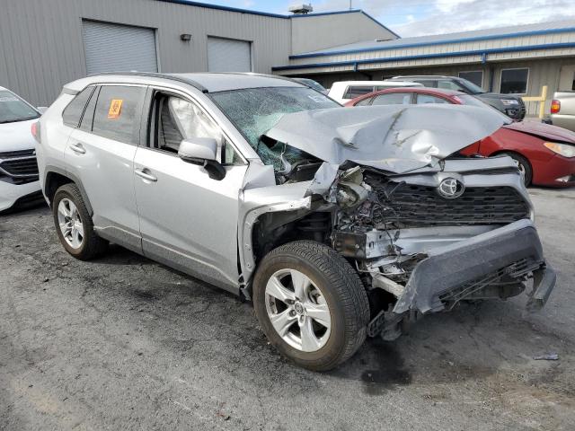 Photo 3 VIN: 2T3W1RFV5MW131585 - TOYOTA RAV4 XLE 