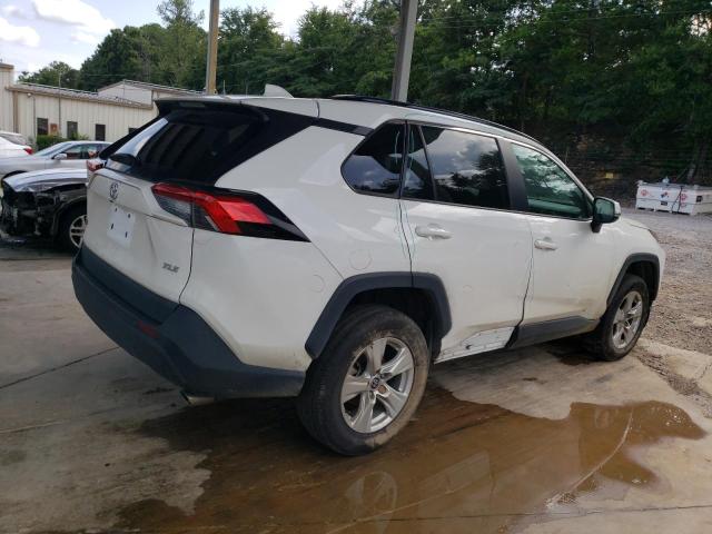 Photo 2 VIN: 2T3W1RFV5MW137225 - TOYOTA RAV4 XLE 