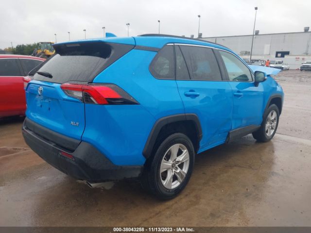 Photo 3 VIN: 2T3W1RFV5MW170743 - TOYOTA RAV4 