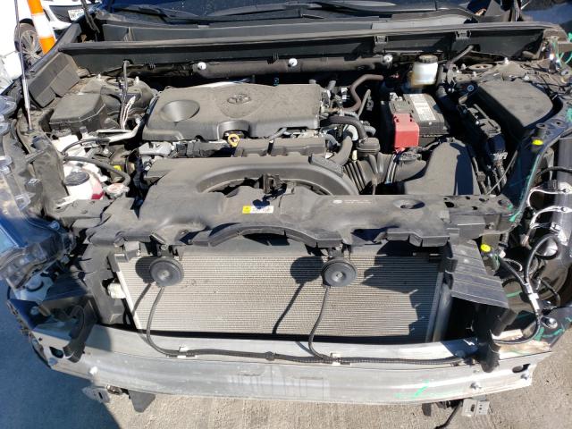 Photo 6 VIN: 2T3W1RFV6KC016296 - TOYOTA RAV4 XLE 