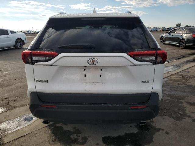 Photo 5 VIN: 2T3W1RFV6MC114425 - TOYOTA RAV4 XLE 