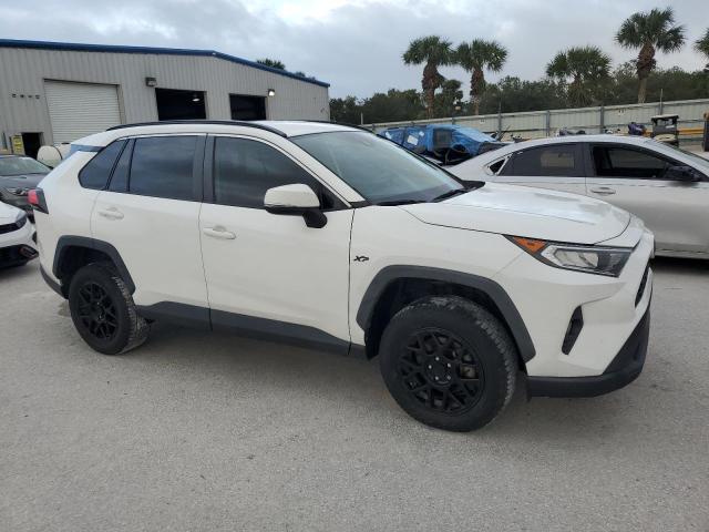 Photo 3 VIN: 2T3W1RFV6MC149272 - TOYOTA RAV4 XLE 