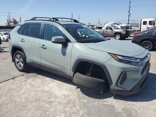 Photo 3 VIN: 2T3W1RFV6NW223208 - TOYOTA RAV4 XLE 