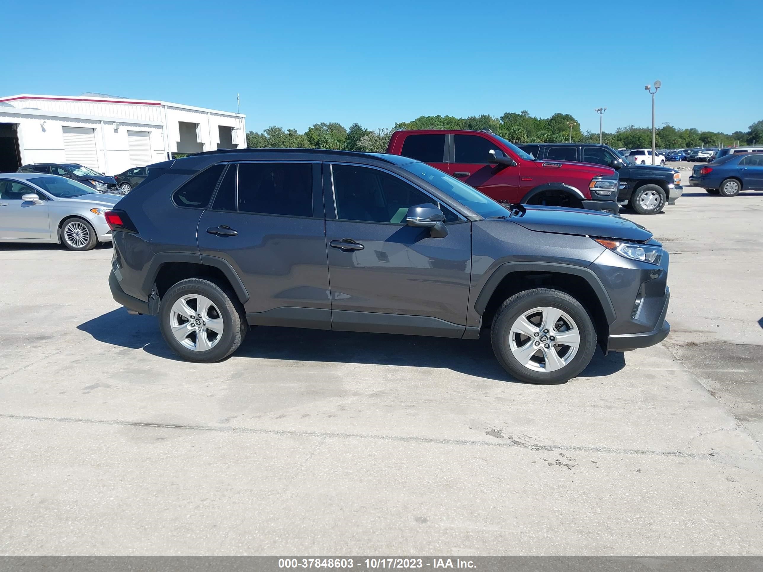 Photo 12 VIN: 2T3W1RFV7MC157607 - TOYOTA RAV4 