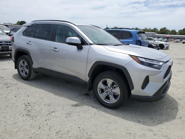 Photo 3 VIN: 2T3W1RFV7NC175414 - TOYOTA RAV4 XLE 