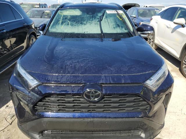 Photo 4 VIN: 2T3W1RFV7PW283582 - TOYOTA RAV4 XLE 