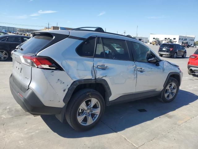 Photo 2 VIN: 2T3W1RFV7RC257889 - TOYOTA RAV4 XLE 