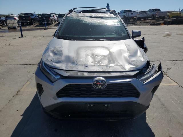 Photo 4 VIN: 2T3W1RFV7RC257889 - TOYOTA RAV4 XLE 