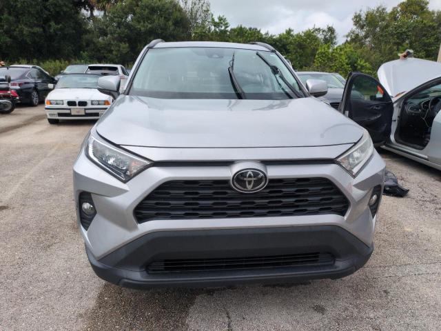 Photo 4 VIN: 2T3W1RFV8KW046690 - TOYOTA RAV4 XLE 