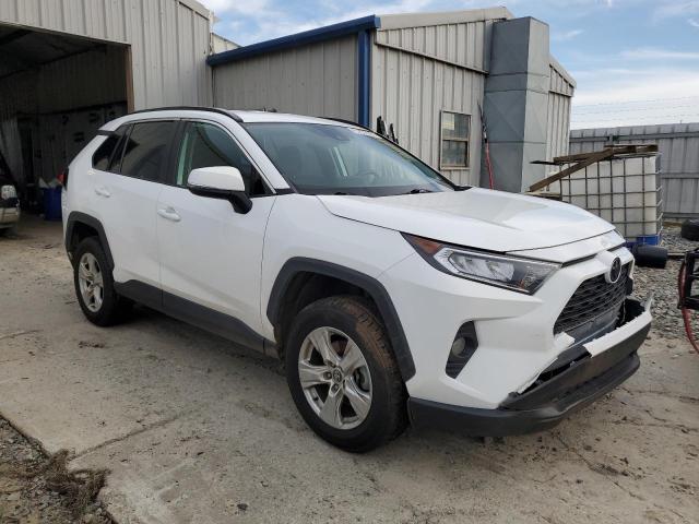 Photo 3 VIN: 2T3W1RFV8MC102020 - TOYOTA RAV4 XLE 