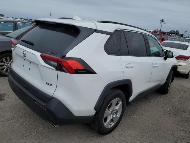 Photo 2 VIN: 2T3W1RFV8MW119110 - TOYOTA RAV4 XLE 