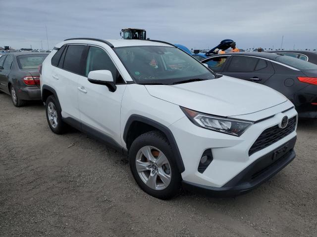 Photo 3 VIN: 2T3W1RFV8MW119110 - TOYOTA RAV4 XLE 