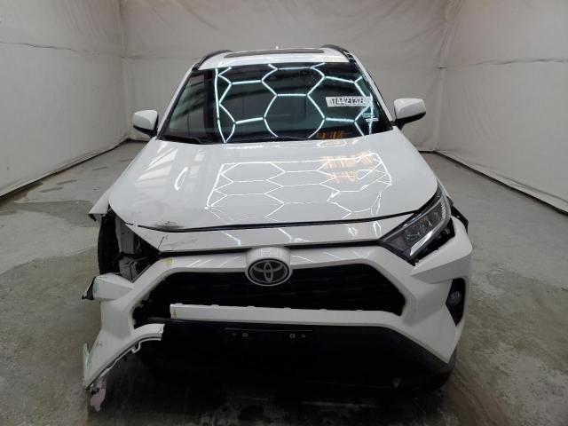 Photo 4 VIN: 2T3W1RFV8MW120032 - TOYOTA RAV4 XLE 