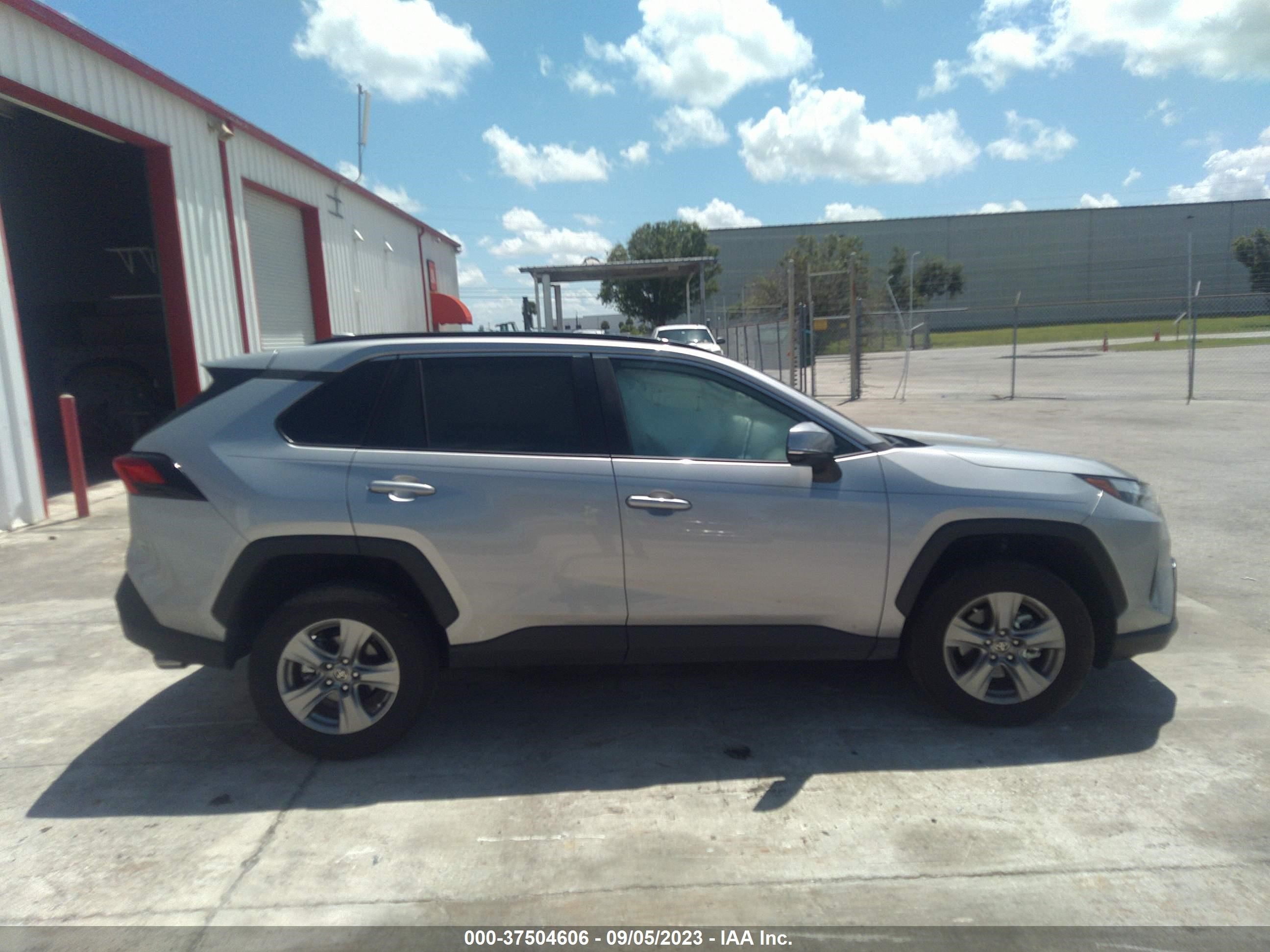 Photo 12 VIN: 2T3W1RFV8PW284093 - TOYOTA RAV 4 