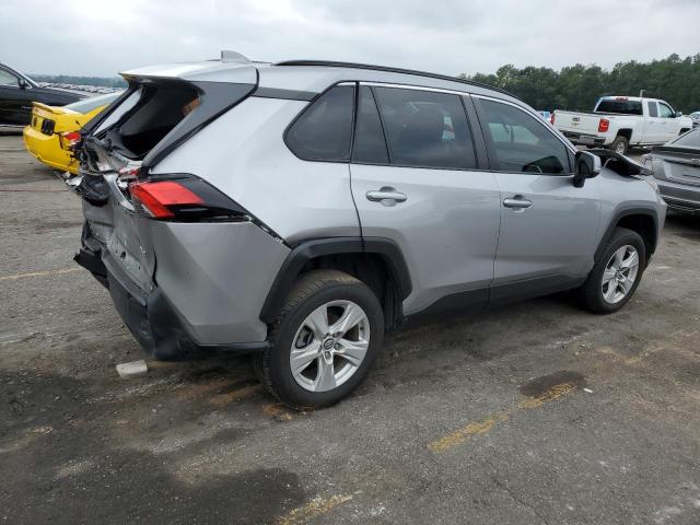 Photo 2 VIN: 2T3W1RFV9MC088063 - TOYOTA RAV4 XLE 