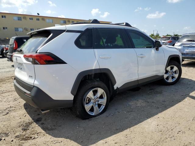 Photo 2 VIN: 2T3W1RFV9MC172609 - TOYOTA RAV4 XLE 