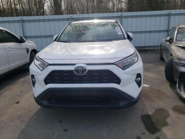 Photo 4 VIN: 2T3W1RFVXKC022425 - TOYOTA RAV4 XLE 