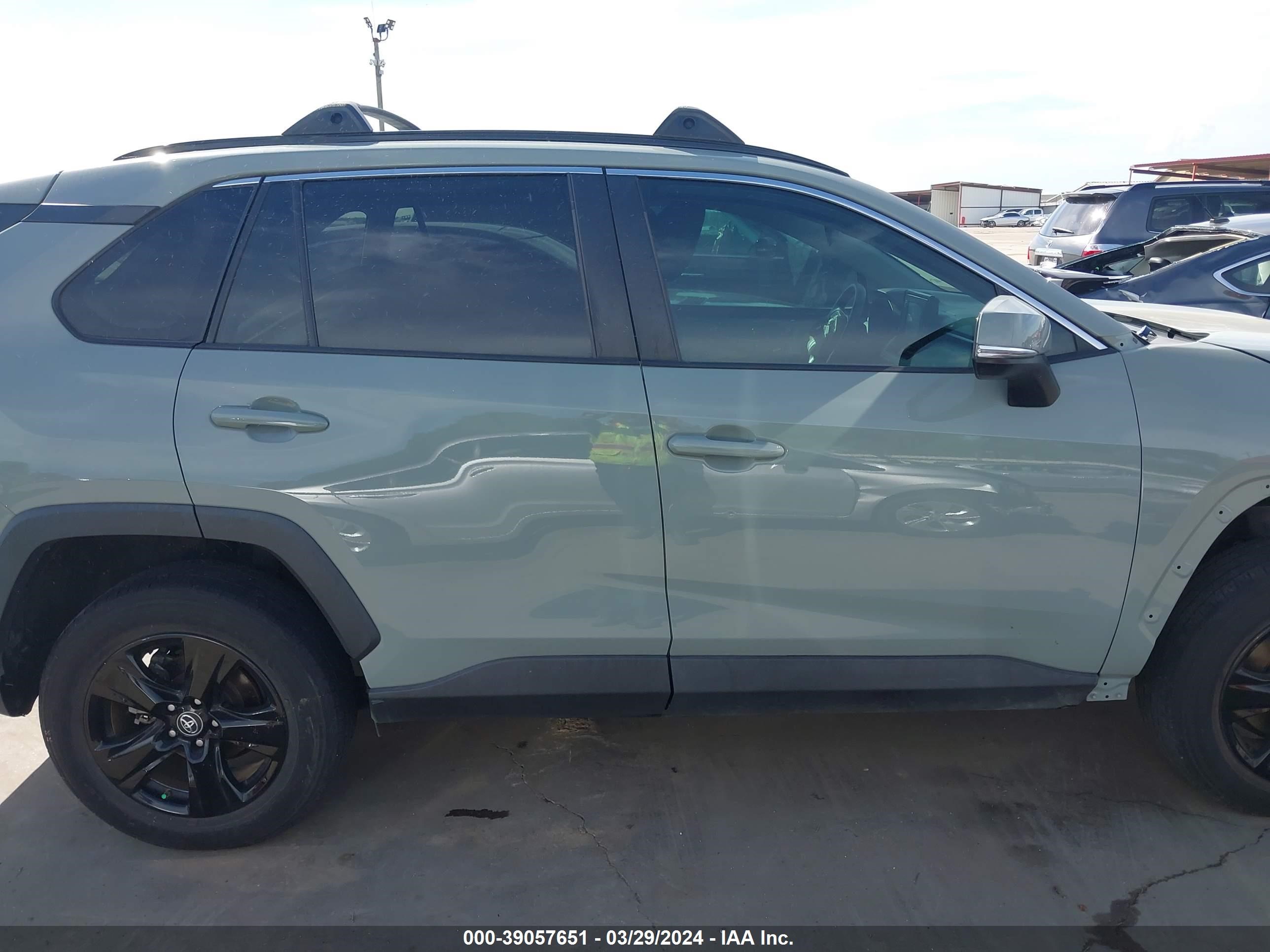 Photo 13 VIN: 2T3W1RFVXKW007504 - TOYOTA RAV 4 