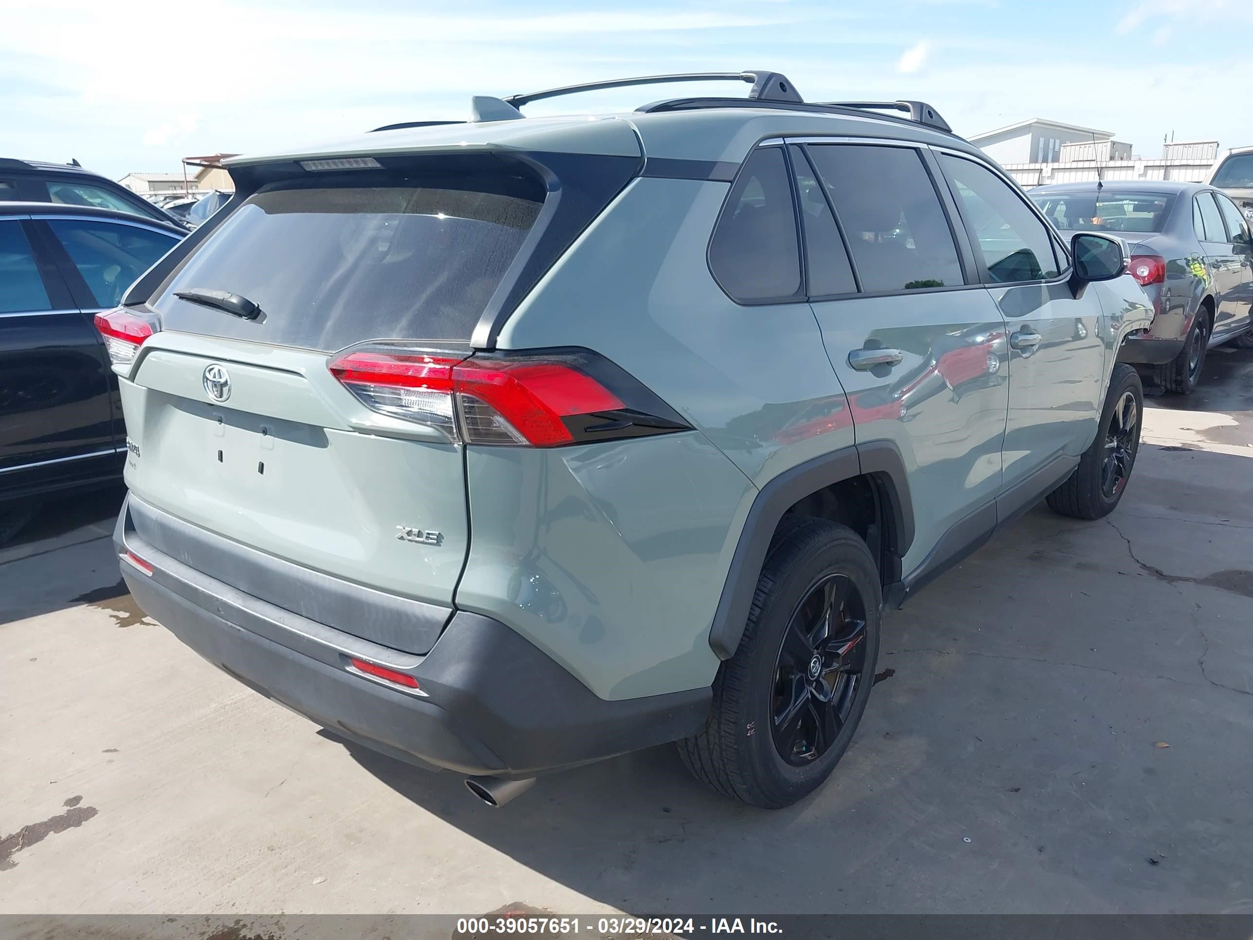 Photo 3 VIN: 2T3W1RFVXKW007504 - TOYOTA RAV 4 