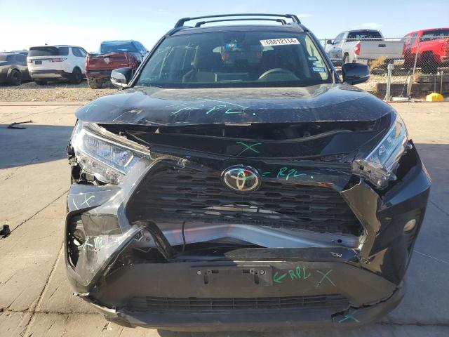 Photo 4 VIN: 2T3W1RFVXKW015439 - TOYOTA RAV4 XLE 