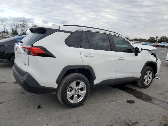 Photo 2 VIN: 2T3W1RFVXMC166947 - TOYOTA RAV4 XLE 