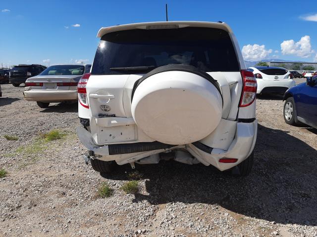 Photo 8 VIN: 2T3WF4DV6BW067609 - TOYOTA RAV4 SPORT 