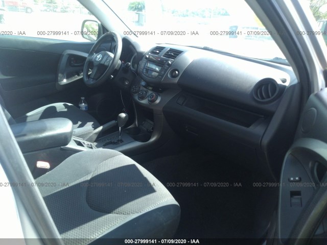 Photo 4 VIN: 2T3WF4DV9BW064302 - TOYOTA RAV4 