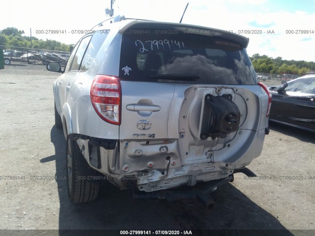 Photo 5 VIN: 2T3WF4DV9BW064302 - TOYOTA RAV4 