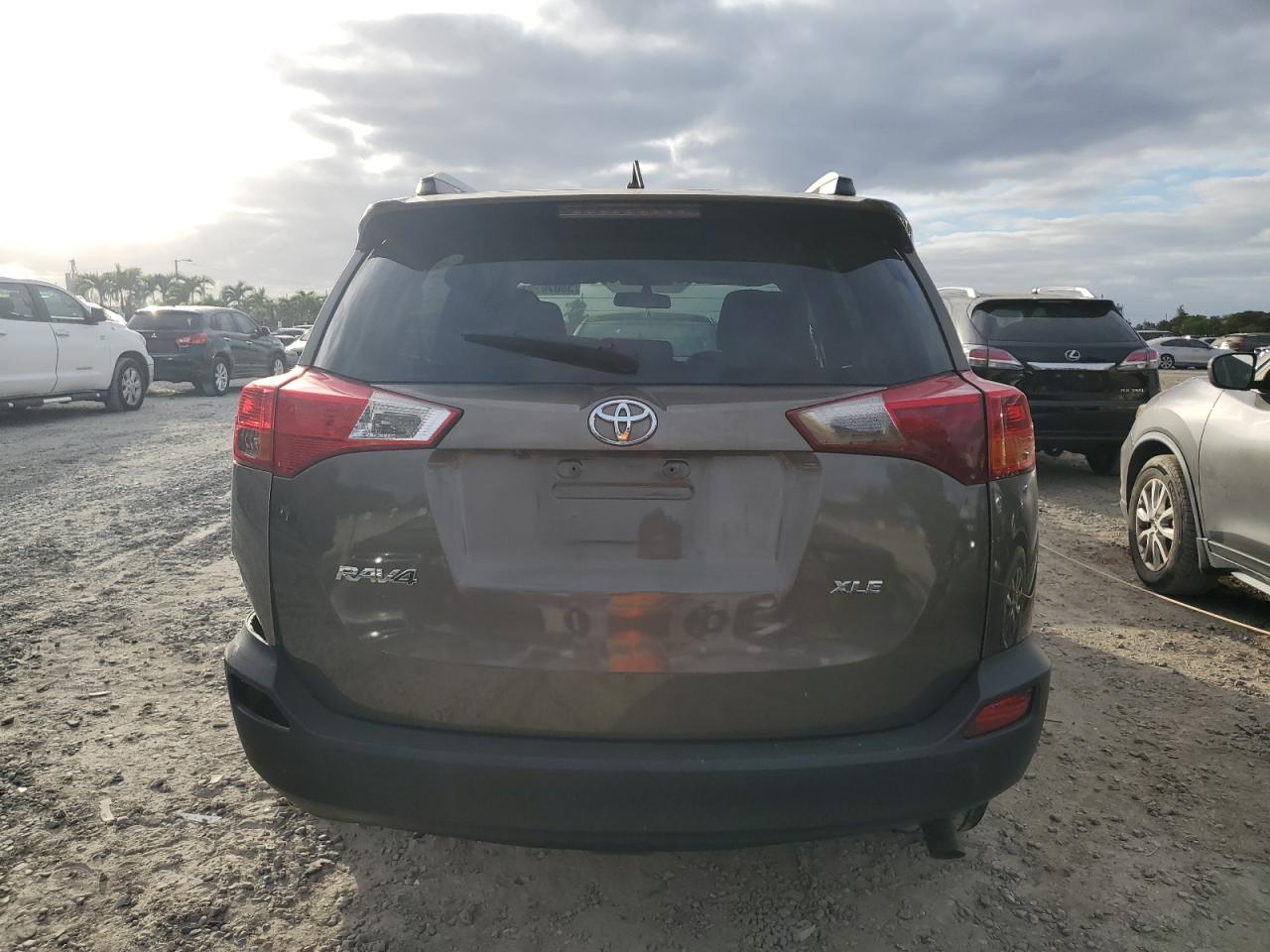 Photo 5 VIN: 2T3WFREV0DW018789 - TOYOTA RAV 4 