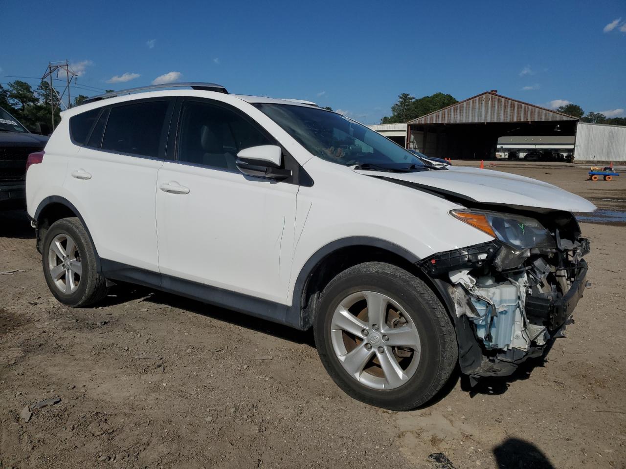 Photo 3 VIN: 2T3WFREV0DW057902 - TOYOTA RAV 4 