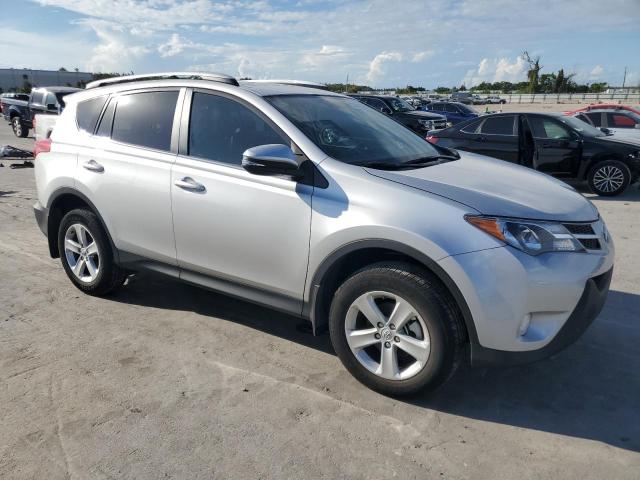 Photo 3 VIN: 2T3WFREV0DW060119 - TOYOTA RAV4 XLE 